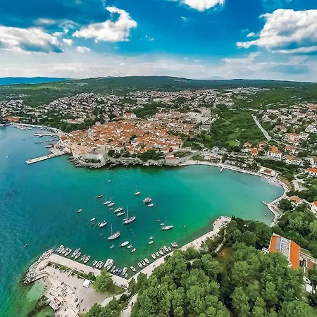 Daire Awesome In Krk With Wifi And 1 Bedrooms Krk Town